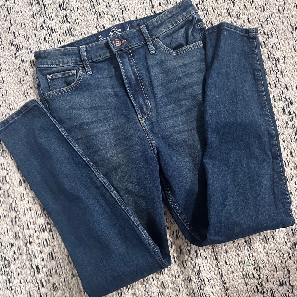 Womens Hollister Ultra High Rise Super Skinny Jeans‎ size 9 Short - Picture 2 of 4
